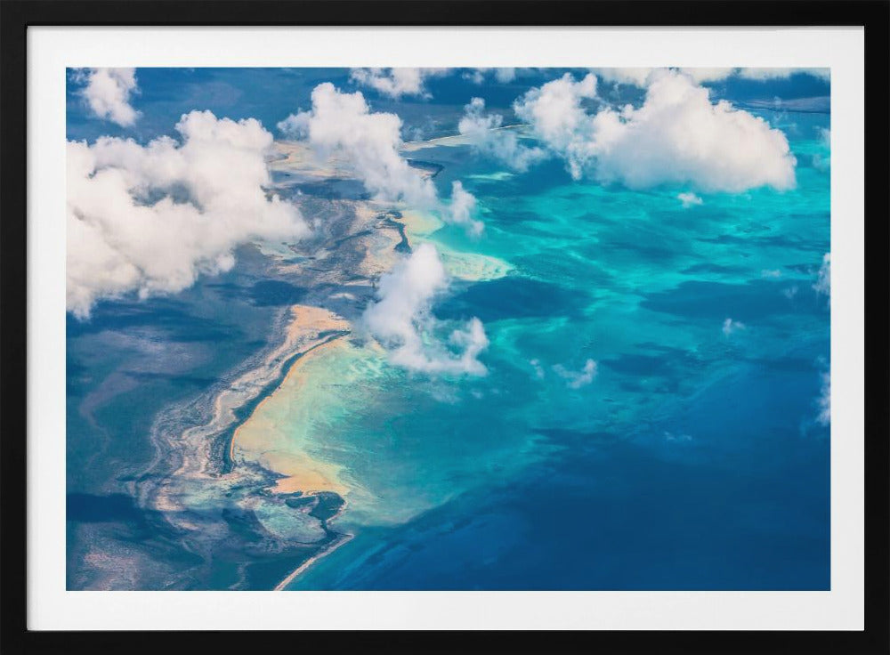 La spiaggia di sabbia incontra l'oceano | Poster - Stampe d’Arte