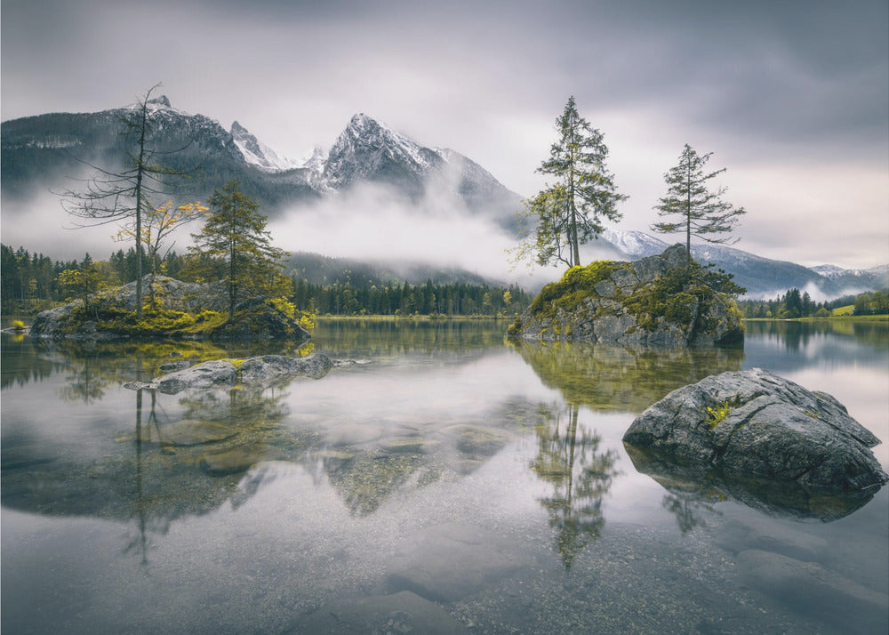 Mattina piovosa a Hintersee (Baviera) | Carta da Parati Fotografica