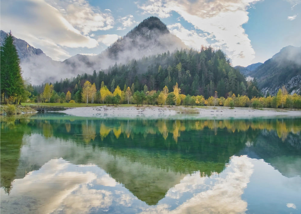 Lago Jasna después de la lluvia | Papel Pintado Fotográfico