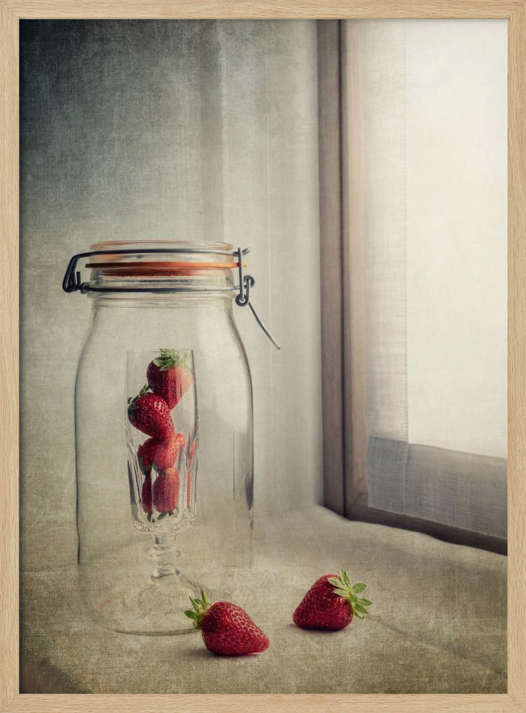 Strawberry's enigma | Poster