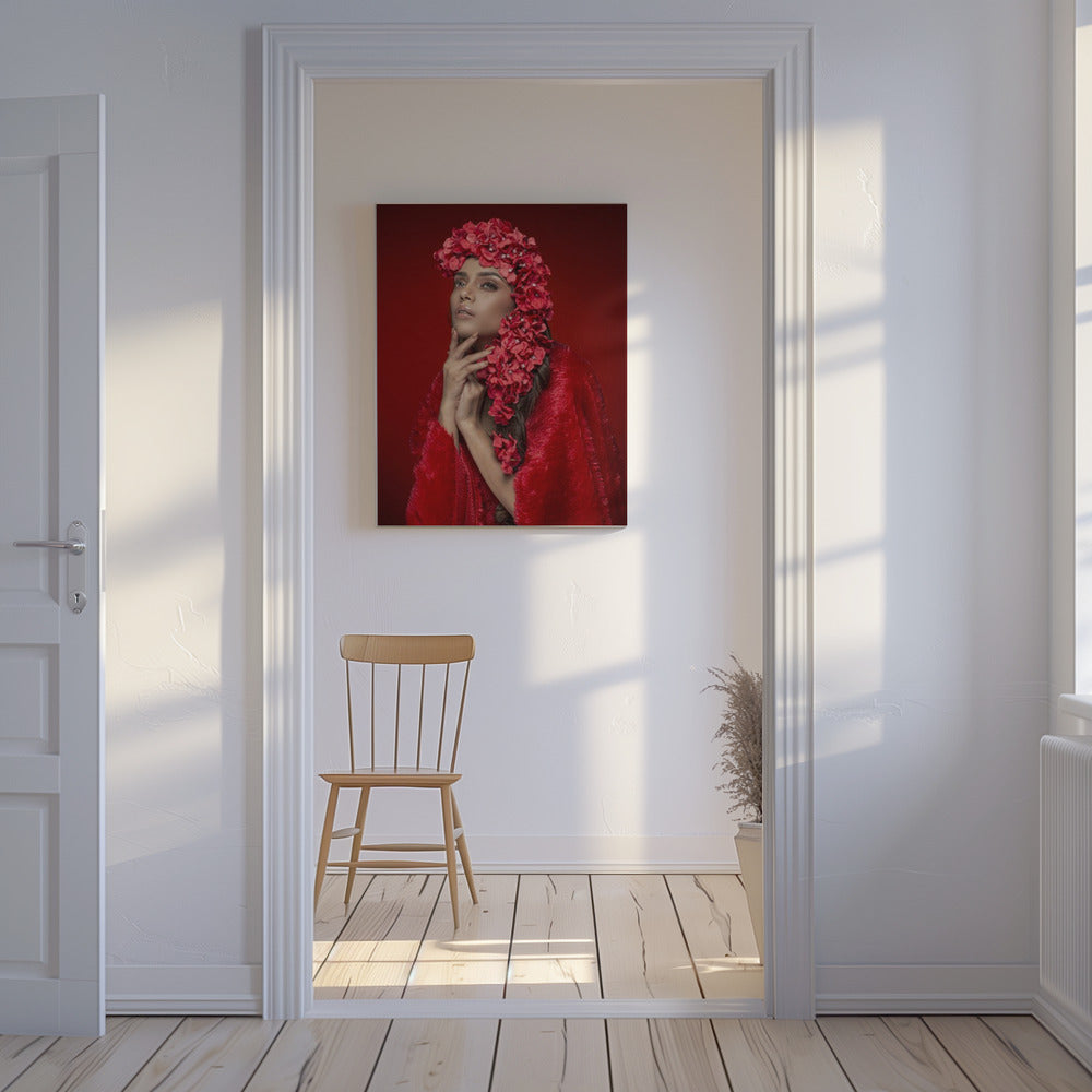 RED FLOWER LADY | Canvas