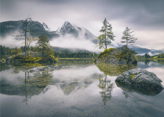 Mattina piovosa a Hintersee (Baviera) | Carta da Parati Fotografica