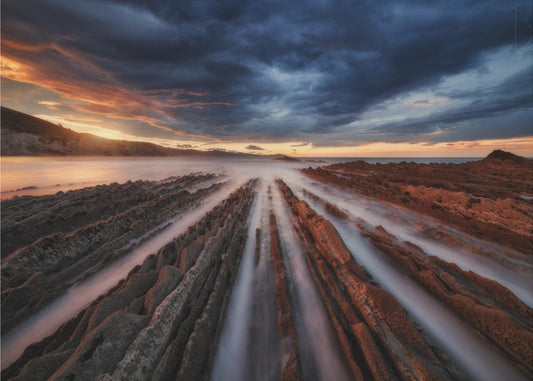 Zumaia Flysch 6 | Fototapeten